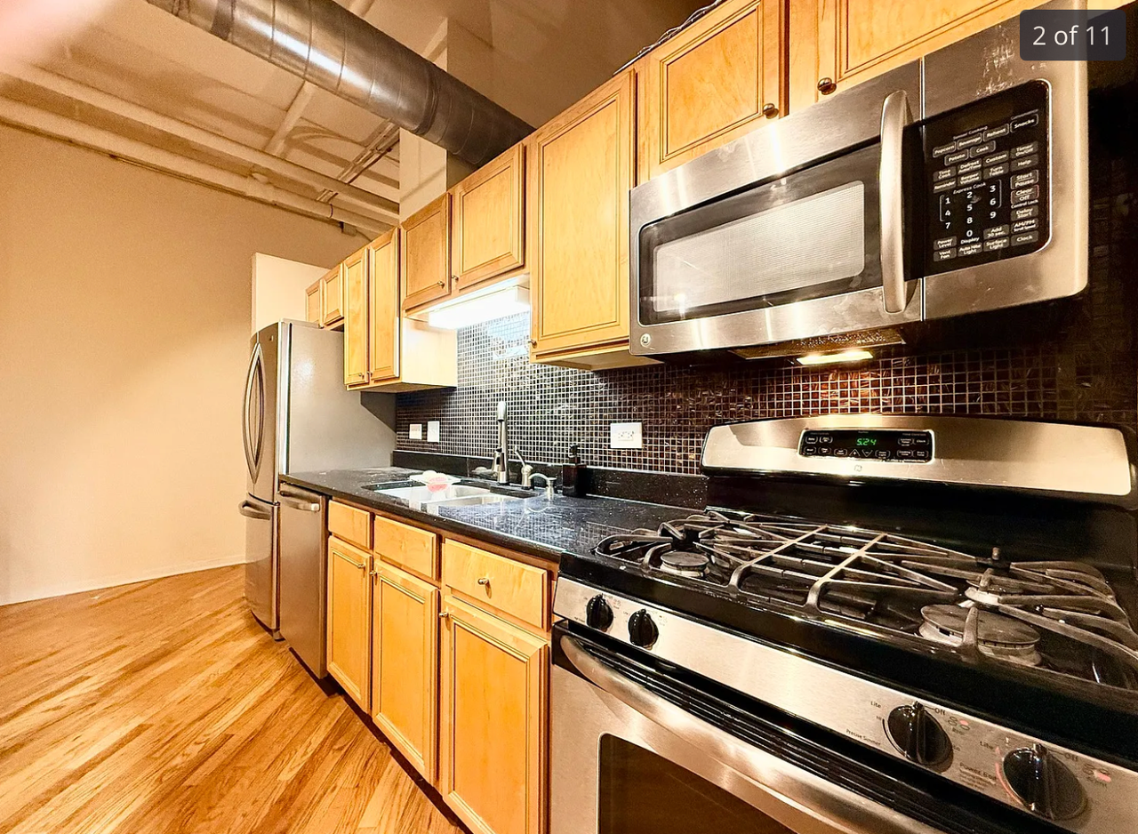 500 S Clinton St #215 - Photo 2 of 20