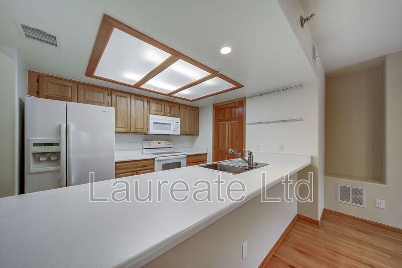 23597 Genesee Village Rd - Photo 5 of 21