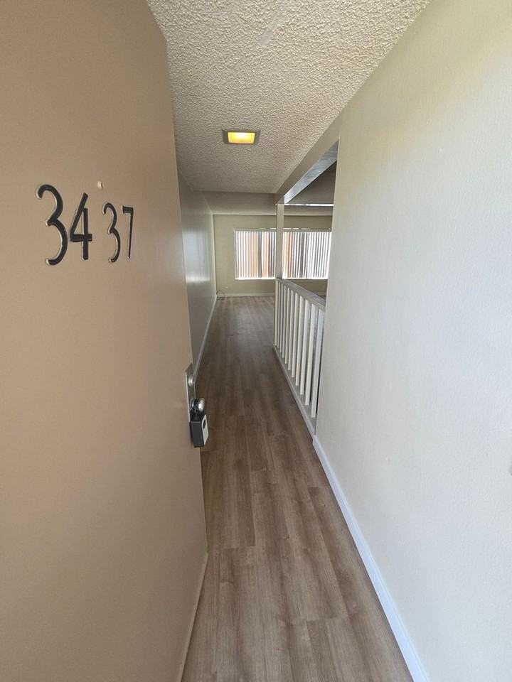 3437 Rexford St - Photo 6 of 36