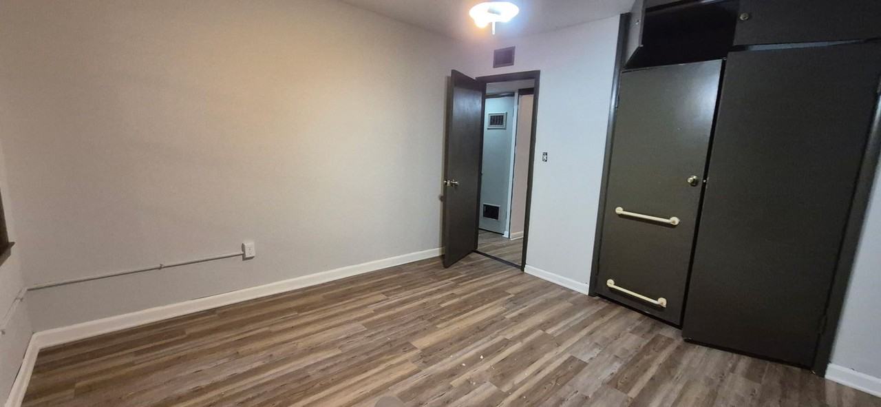 38 N Hatfield St - Photo 7 of 11