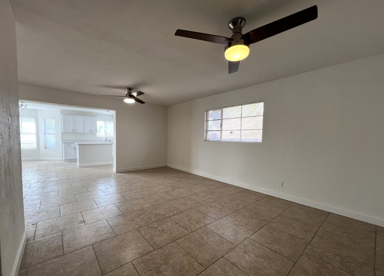 3701 W Keim Dr - Photo 6 of 19