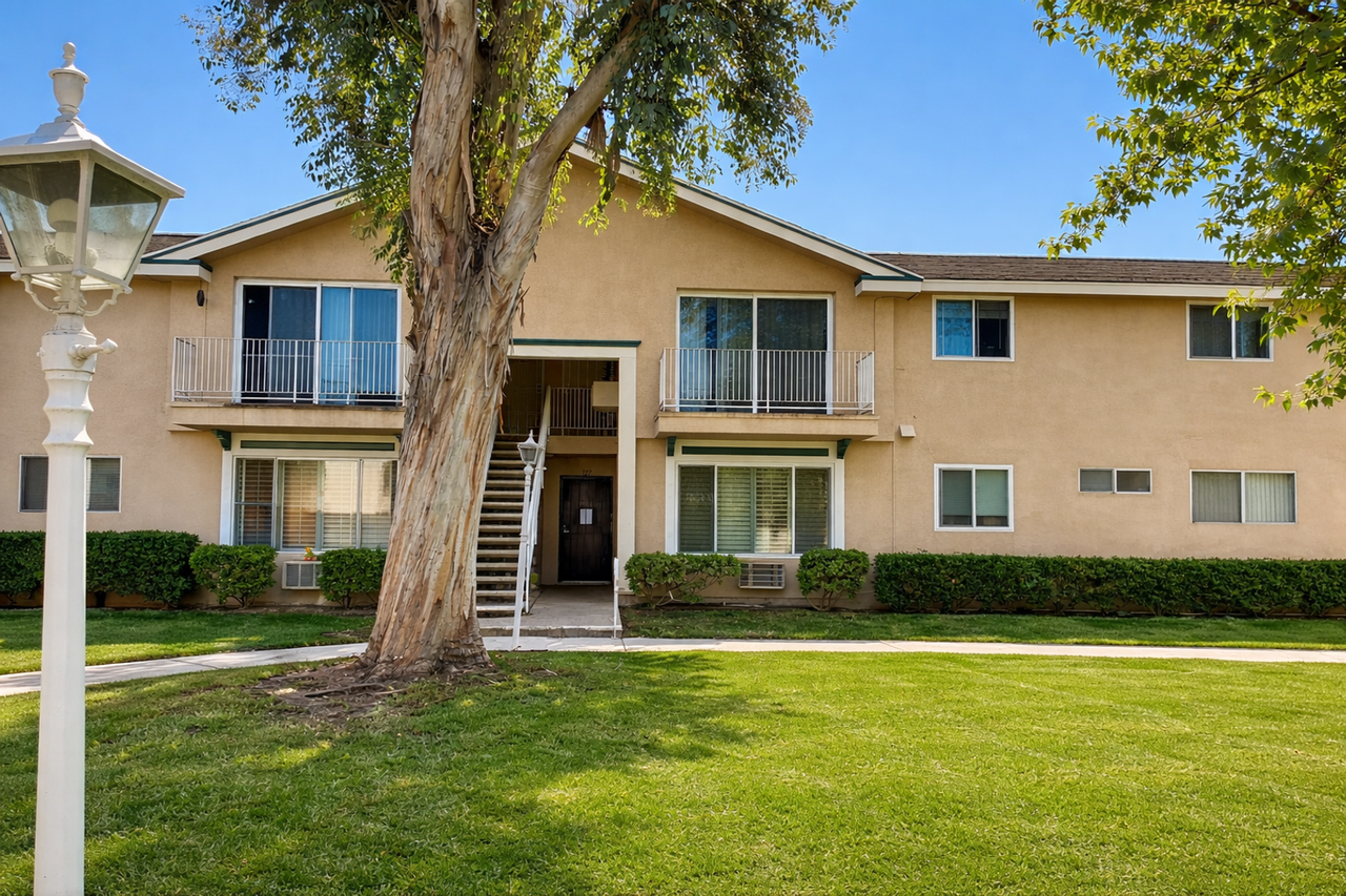 4560 Maple Ave #127 - Photo 3 of 14