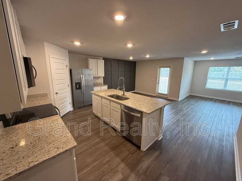 7640 Gumbo Ave - Photo 5 of 28