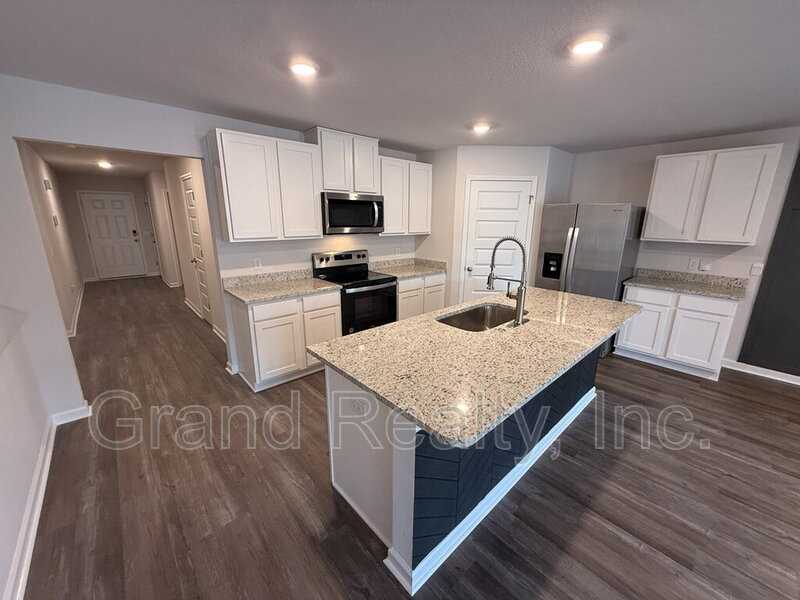 7640 Gumbo Ave - Photo 7 of 28