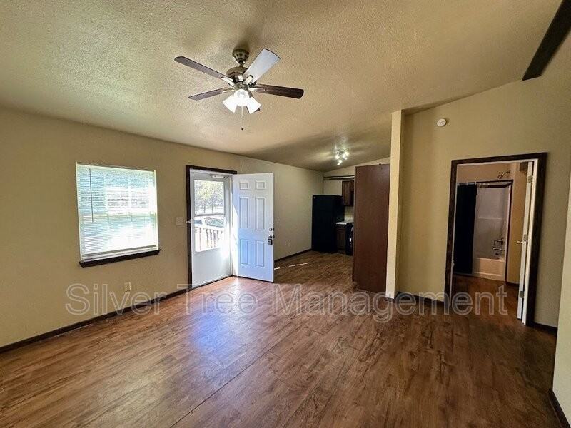 358 Brighton Oaks Dr #3 - Photo 4 of 14