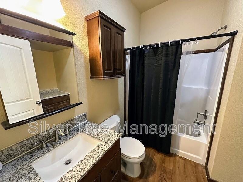 358 Brighton Oaks Dr #3 - Photo 7 of 14