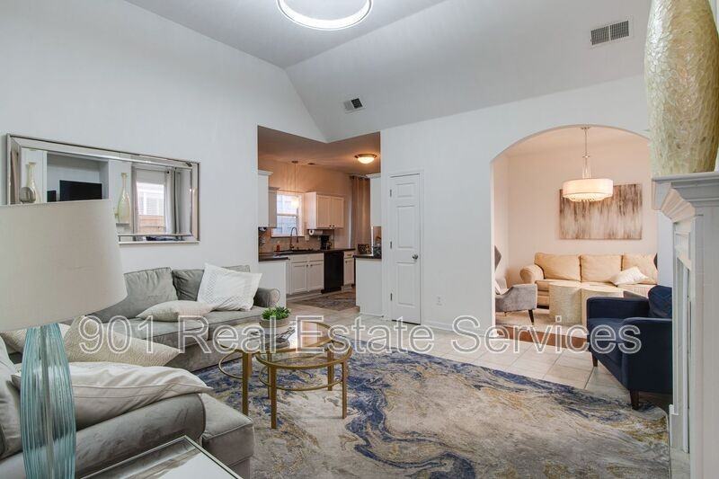 1417 Island Town Dr - Photo 4 of 24