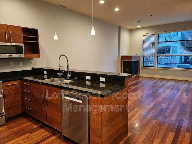 2176 Nw 16th Ave - Photo 6 of 35