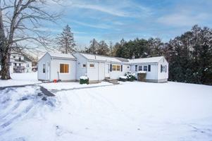 featured image of 2403 Westfield St