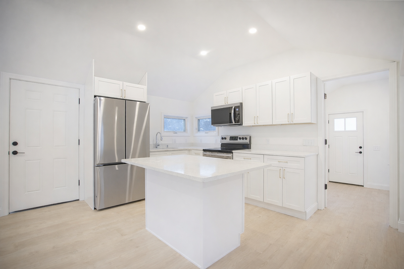 2403 Westfield St - Photo 2 of 22