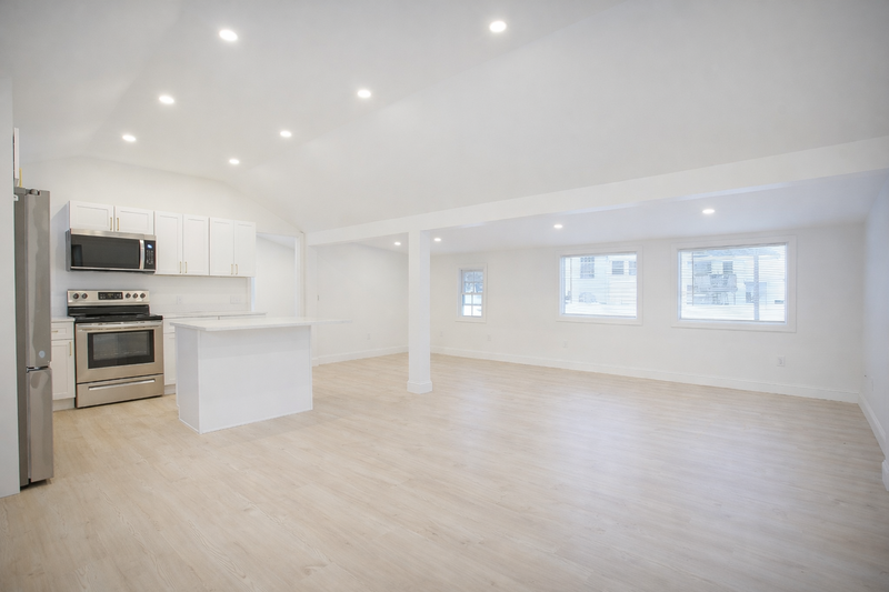 2403 Westfield St - Photo 5 of 22