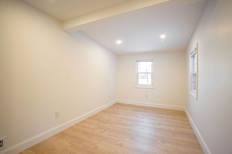 2403 Westfield St - Photo 7 of 22