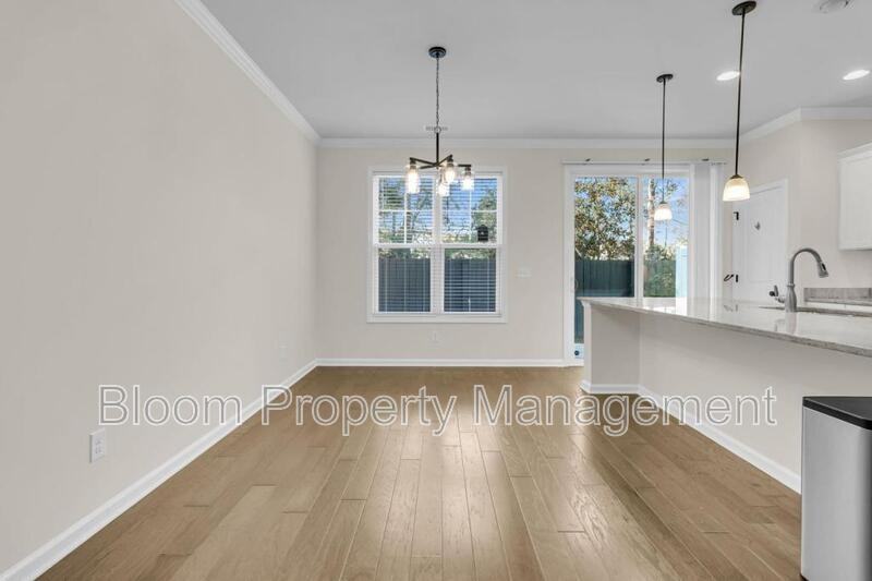 1660 Bridwell Ln - Photo 5 of 32