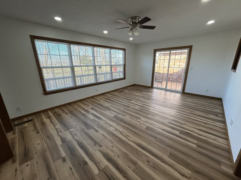 902 S 17th St - Photo 4 of 17