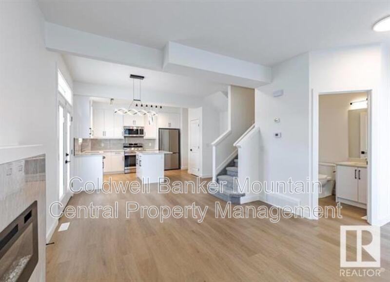 10008 162 St Nw - Photo 5 of 10