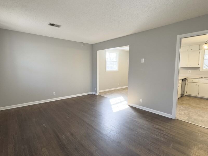 328 Dunbar Cave Rd - Photo 2 of 22