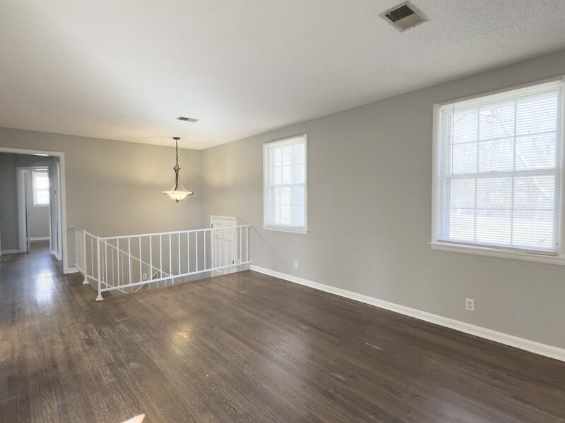 328 Dunbar Cave Rd - Photo 4 of 22