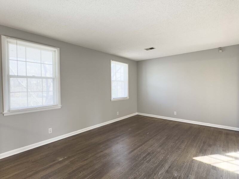 328 Dunbar Cave Rd - Photo 5 of 22