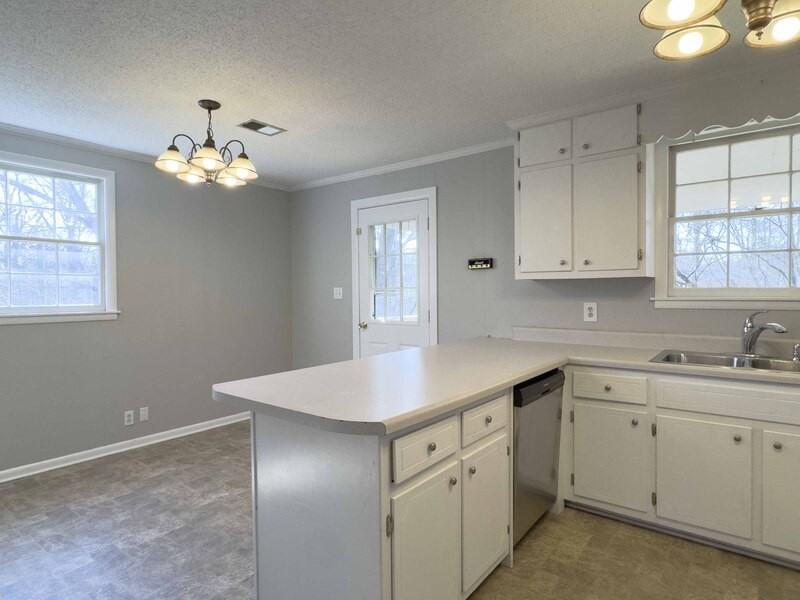 328 Dunbar Cave Rd - Photo 7 of 22