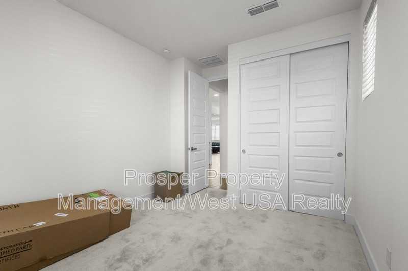 21317 E Kingbird Dr - Photo 4 of 11