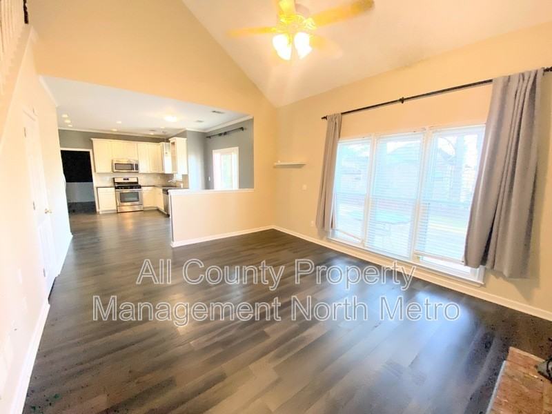 11855 Leeward Walk Cir - Photo 2 of 13