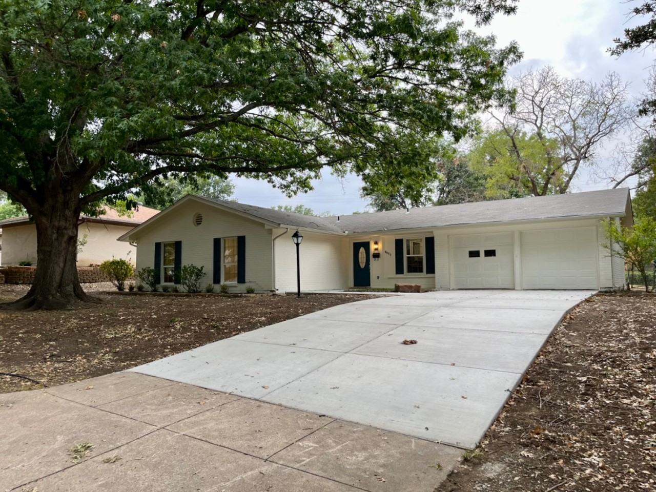 6432 Trail Lake Dr - Photo 4 of 11