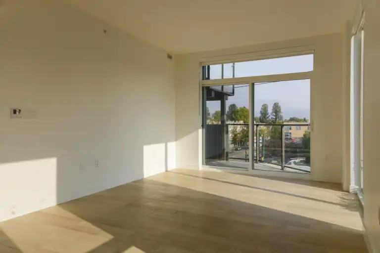 2888 Arbutus St #D248 - Photo 4 of 13