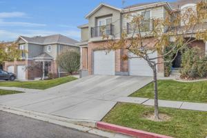 featured image of 1503 N August Dr