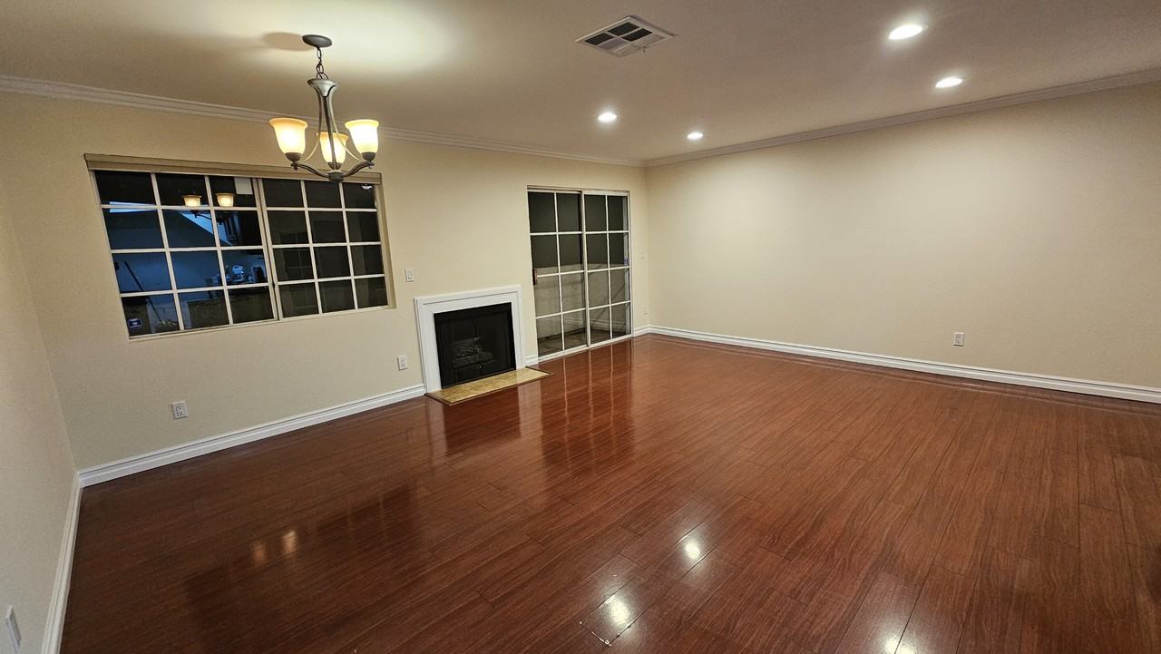 14727 Magnolia Blvd #116 - Photo 3 of 22