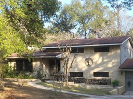 featured image of Northmoor Ct #1