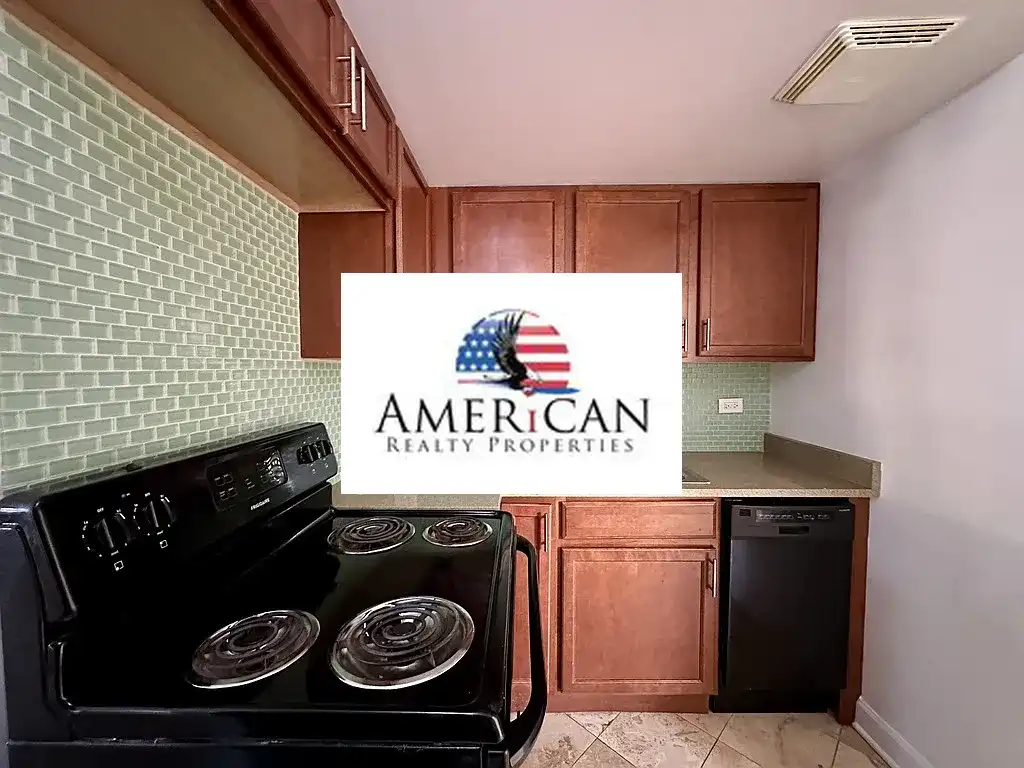 7628 North Milwaukee Avenue - Photo 2 of 16