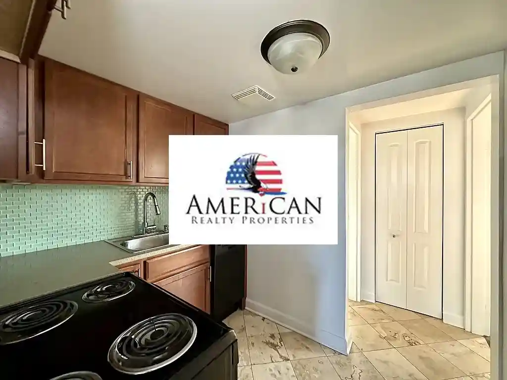 7628 North Milwaukee Avenue - Photo 3 of 16