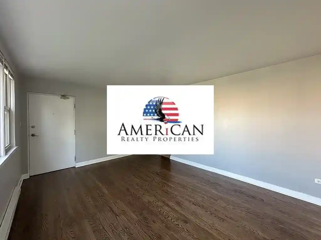 7628 North Milwaukee Avenue - Photo 4 of 16