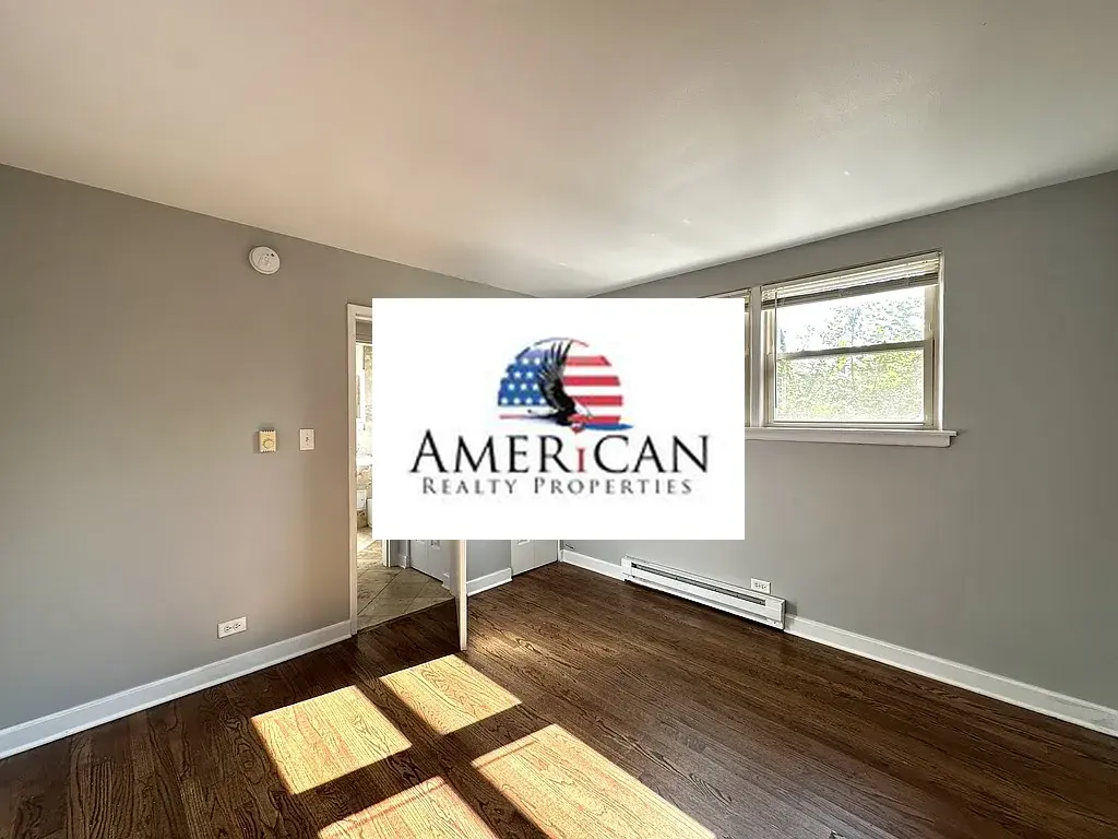7632 North Milwaukee Avenue - Photo 6 of 14
