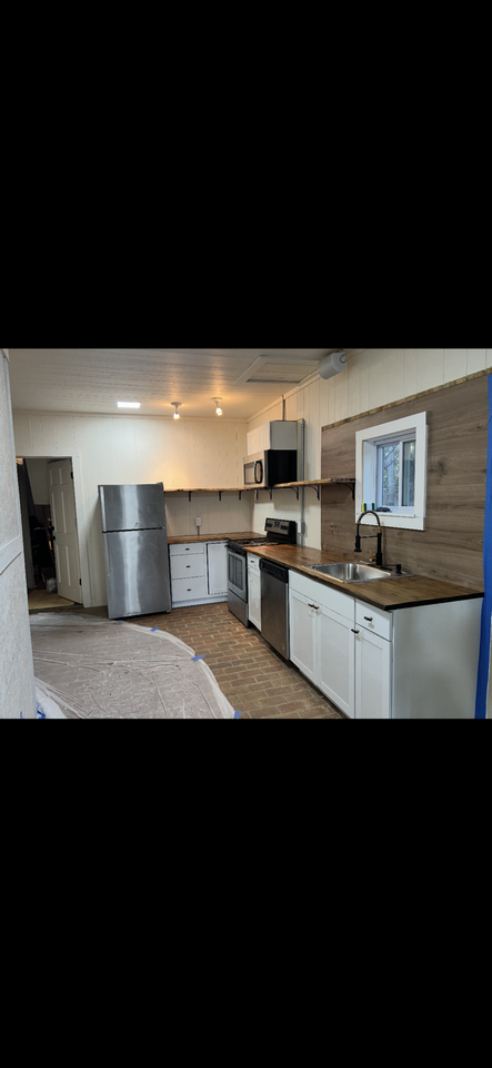 767 South River Road - Photo 4 of 7