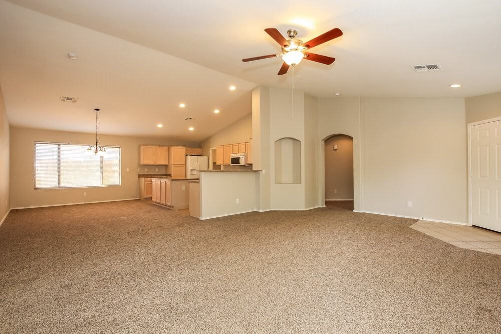 15667 W Saguaro Ln - Photo 2 of 15