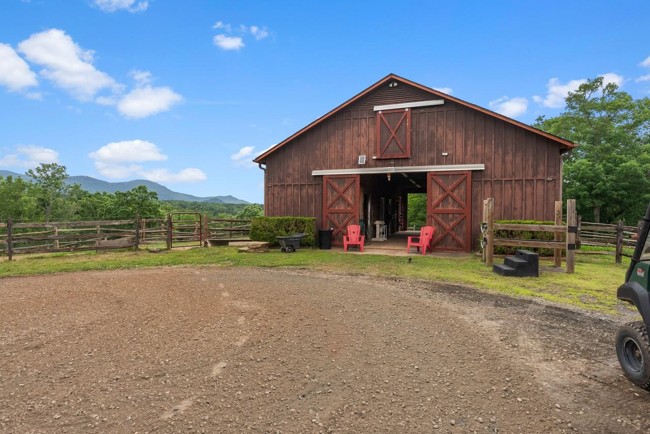 767 South River Road - Photo 7 of 7