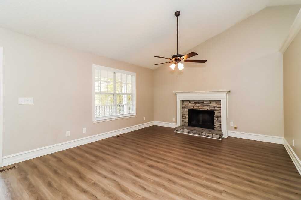 3095 Briarfield Ct - Photo 6 of 18