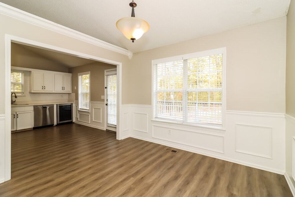 3095 Briarfield Ct - Photo 7 of 18