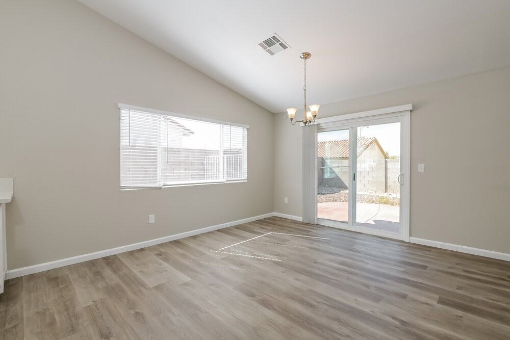 1108 Adcox Ct - Photo 5 of 16