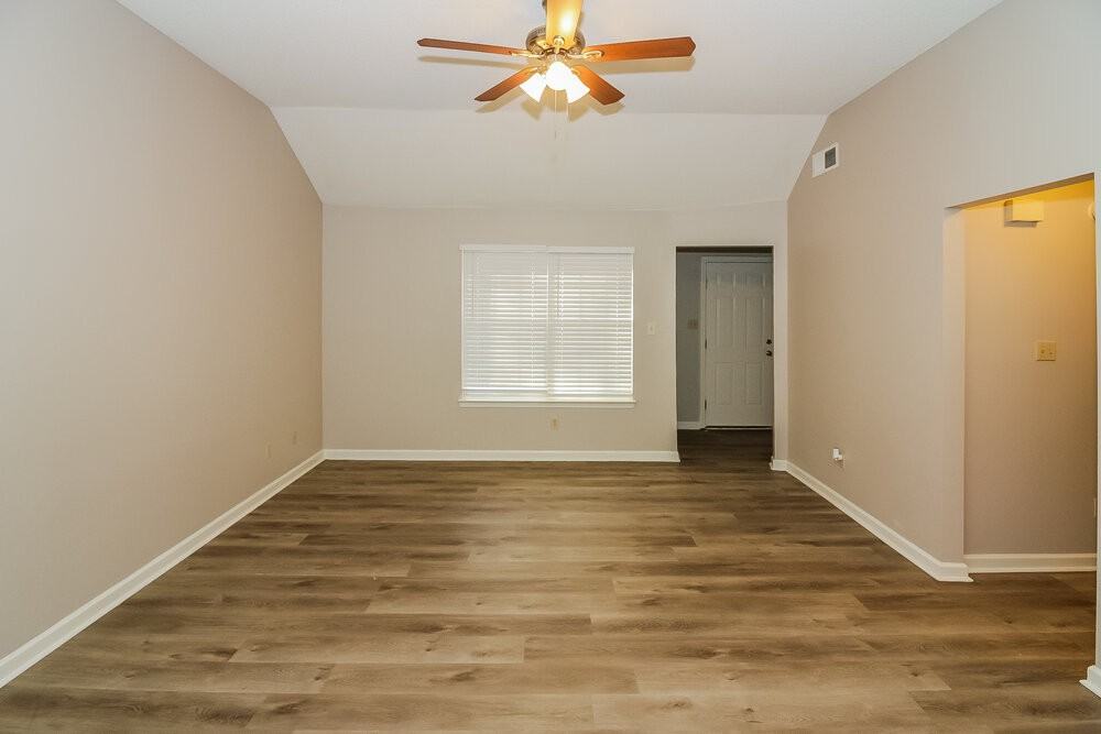 5700 Kayla Dr - Photo 3 of 16