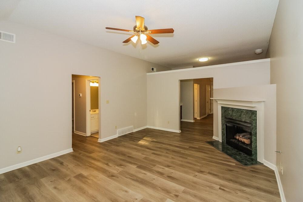 5700 Kayla Dr - Photo 4 of 16