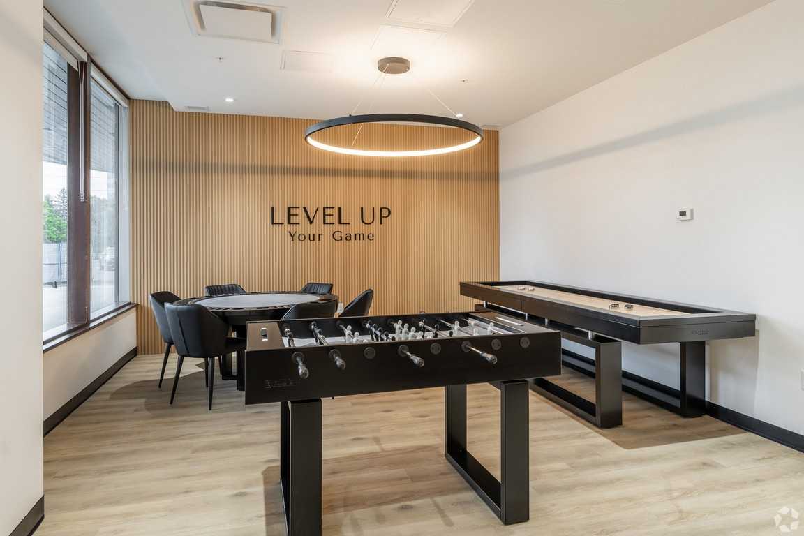 1600 James Naismith Dr - Photo 2 of 16