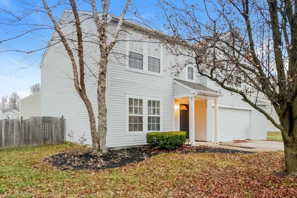 6432 Nightshade Dr - Photo 4 of 17