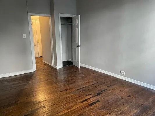 E 4th St #4B - Photo 5 of 5