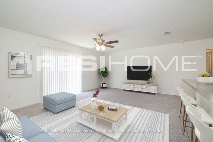 322 Fern Ct - Photo 6 of 17