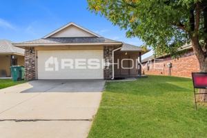 featured image of 1713 Everglade Ct