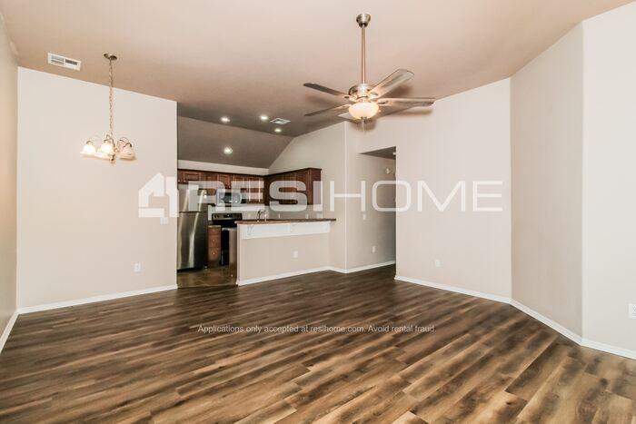 1713 Everglade Ct - Photo 6 of 23