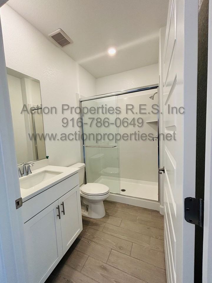 4177 Flathead Dr - Photo 5 of 33