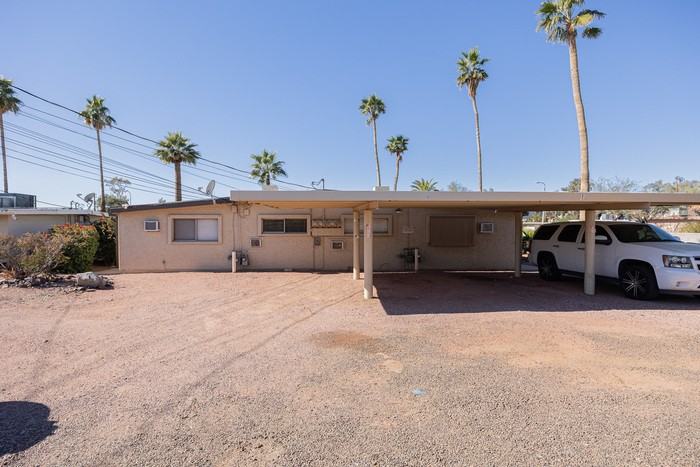 903 S Kenwood Cir #1 - Photo 3 of 15